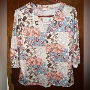 Woman’s Size Small Long Sleeve Blouse